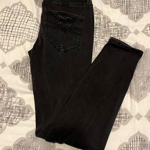 Black, destructed Mudd skinny jeans